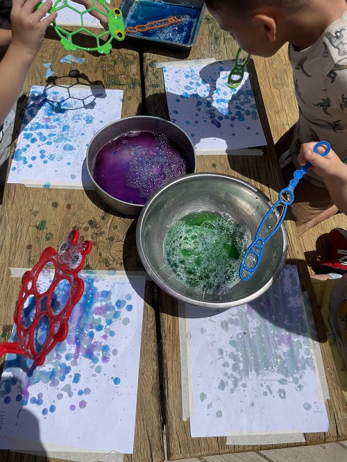 bubble painting group