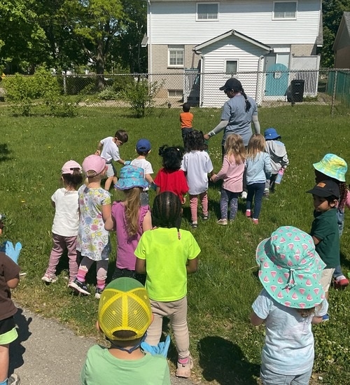 June was filled with joyful hands-on experiences that encouraged the Preschool 1 children from RisingOaks Early Learning | St. Patrick to explore, create, stay active, care for the environment, and celebrate different cultures, and communities. through play, teamwork, and meaningful experiences, they built confidence, curiosity, kindness, and Important skills while preparing for the exciting transition to graduation. 